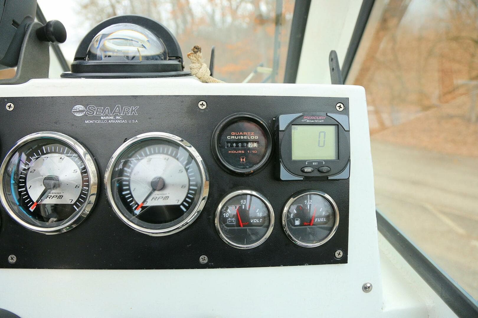 2002 Seaark 25 V Commander Sama 365 — photo 12