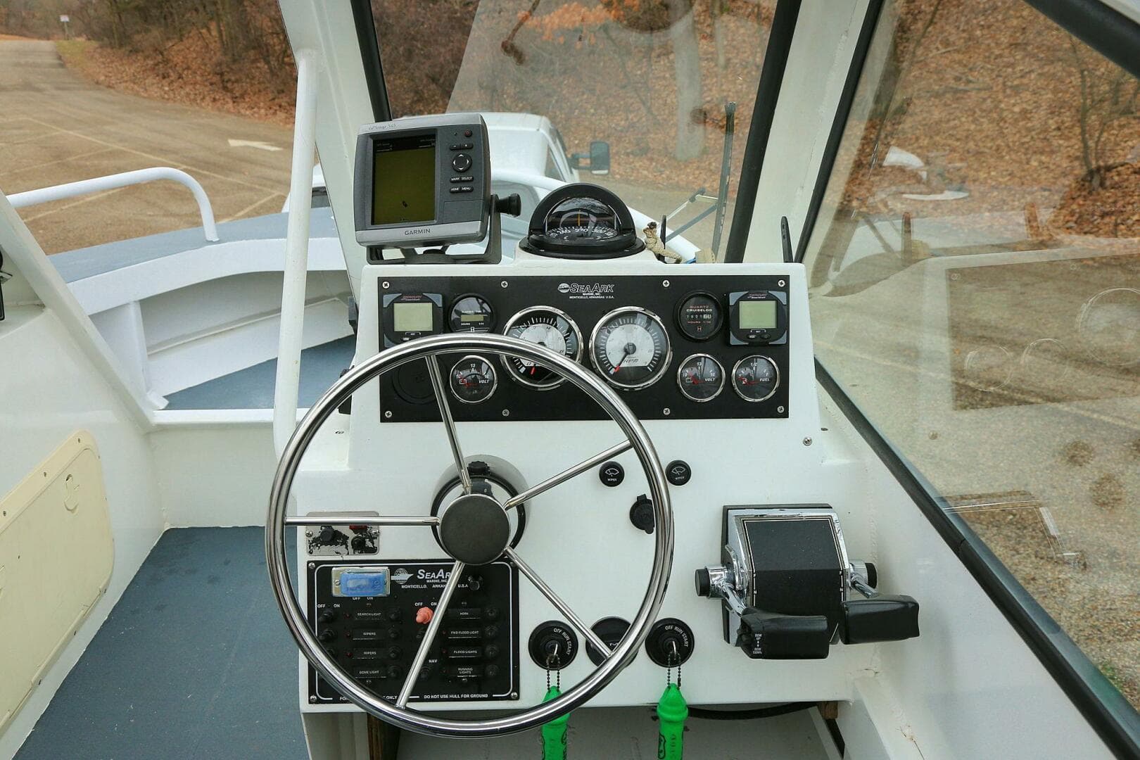 2002 Seaark 25 V Commander Sama 365 — photo 161