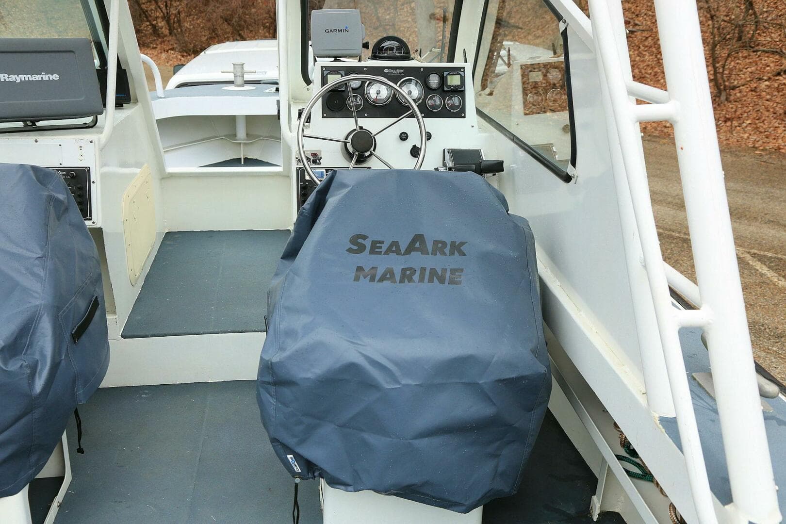 2002 Seaark 25 V Commander Sama 365 — photo 131