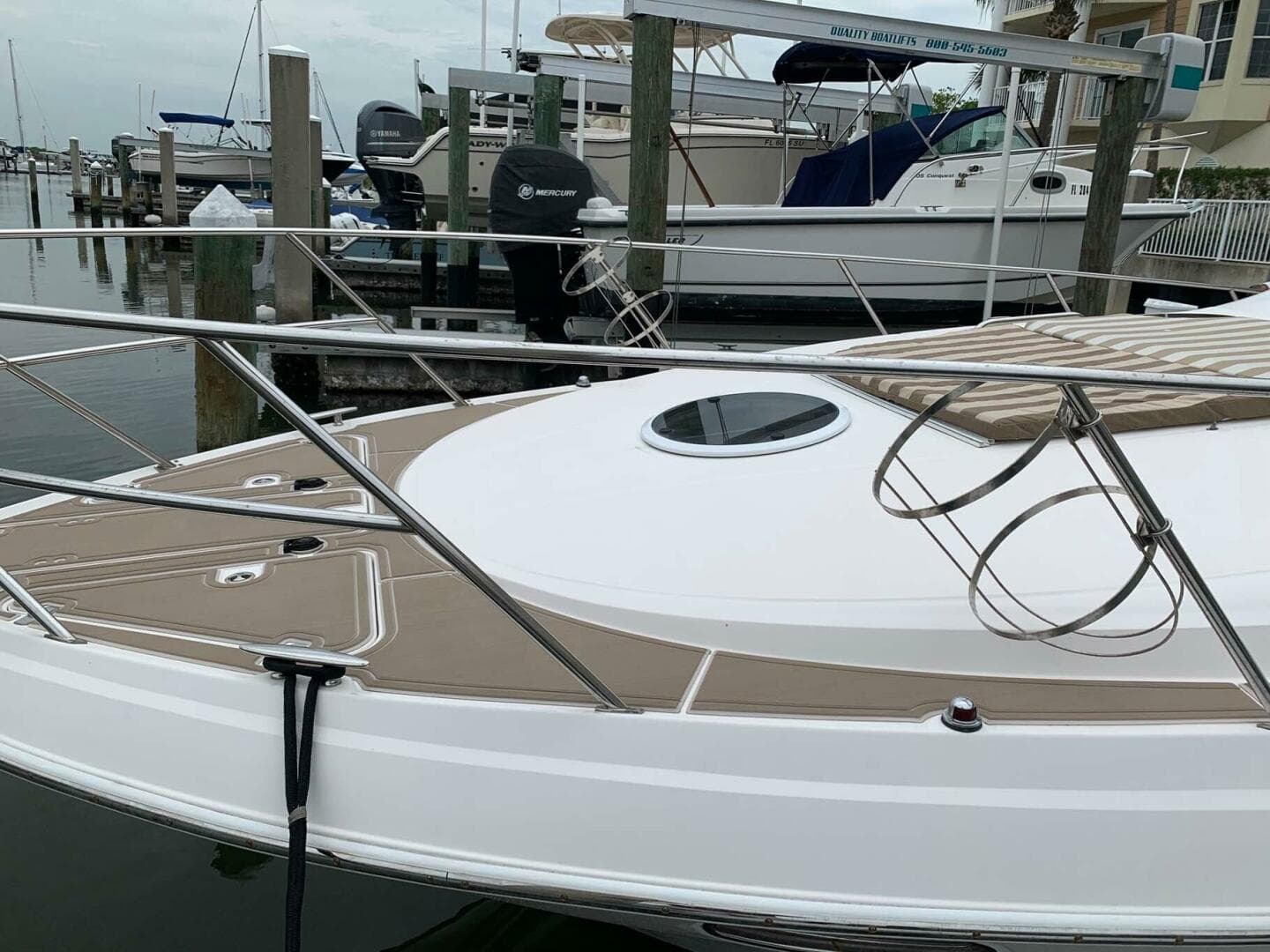 2005 Regal 3560 Commodore — photo 3