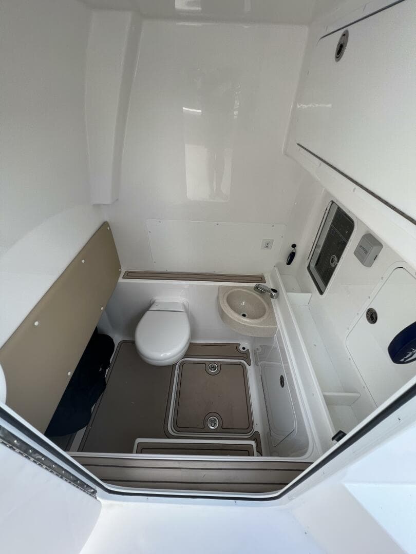 2022 Invincible 36 Open Fisherman — photo 24