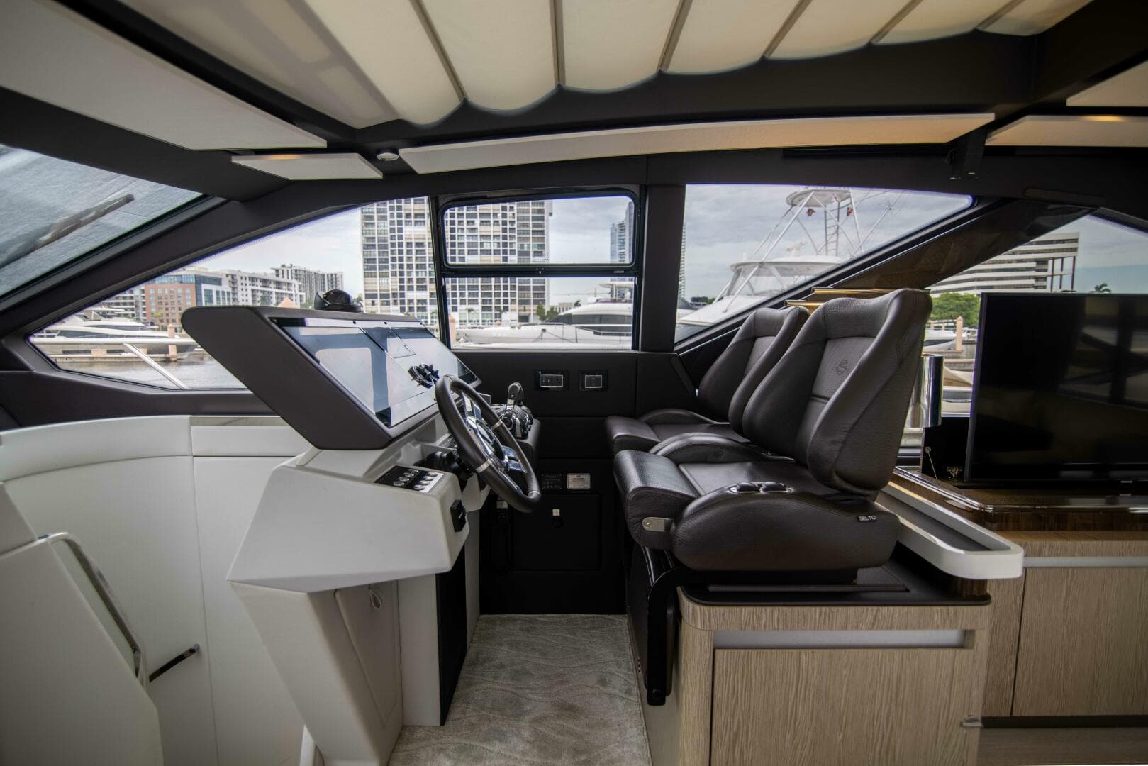 2019 Azimut S7 — photo 21