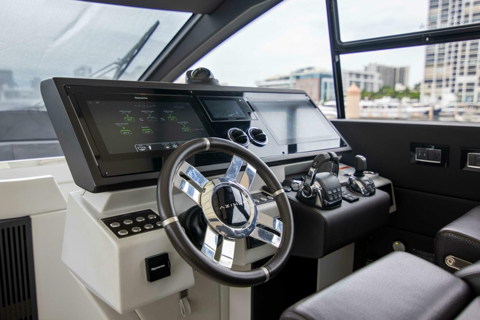 2019 Azimut S7 — photo 23