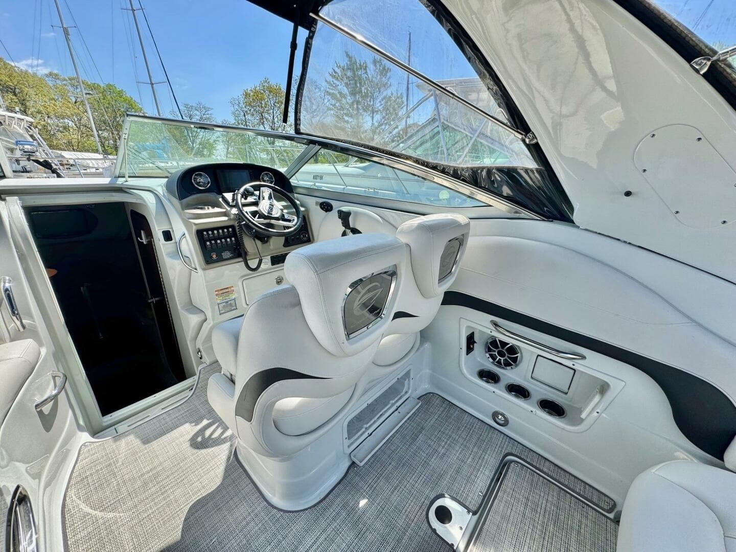 2020 Crownline 264 Cr — photo 68