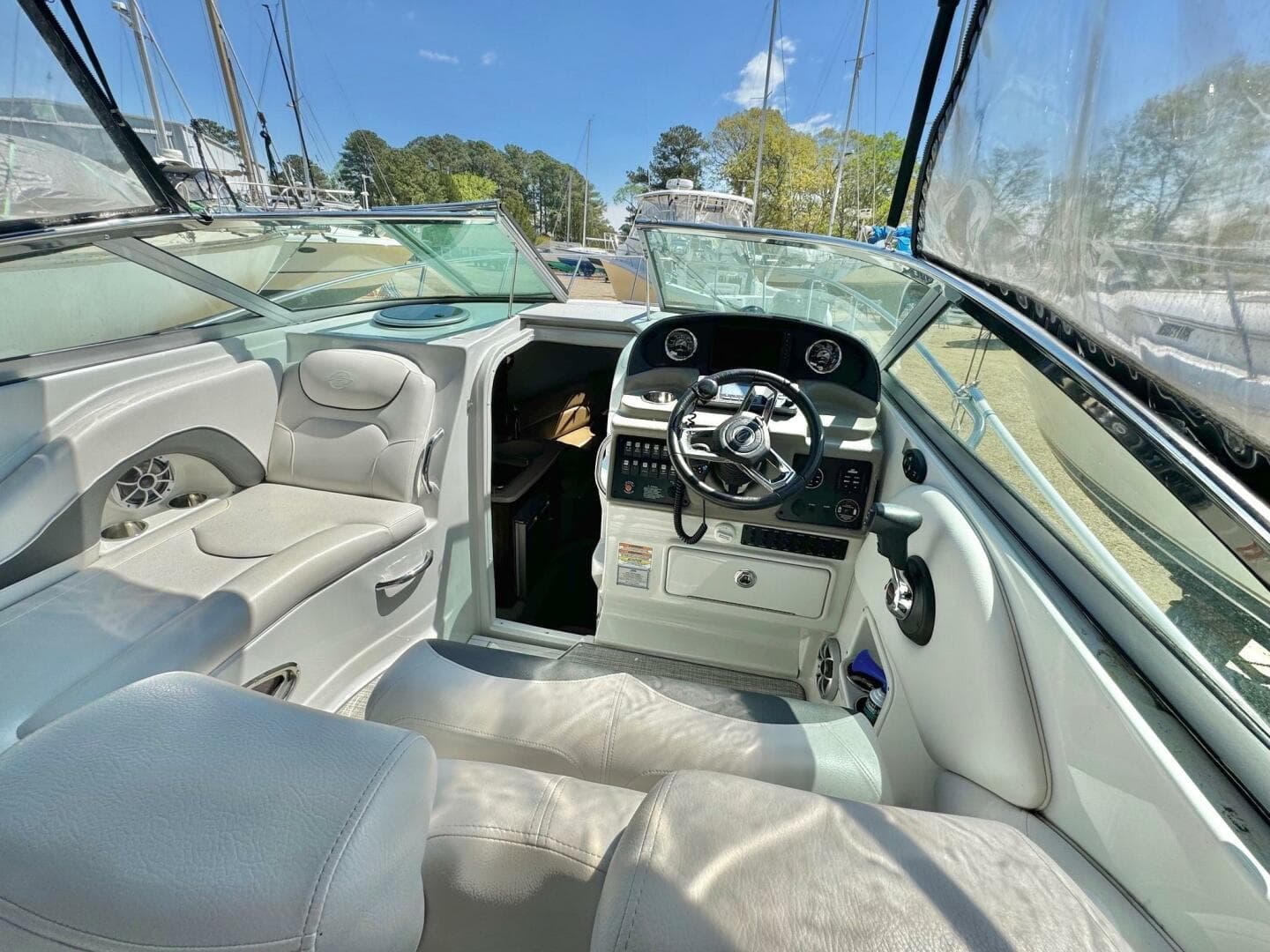 2020 Crownline 264 Cr — photo 69