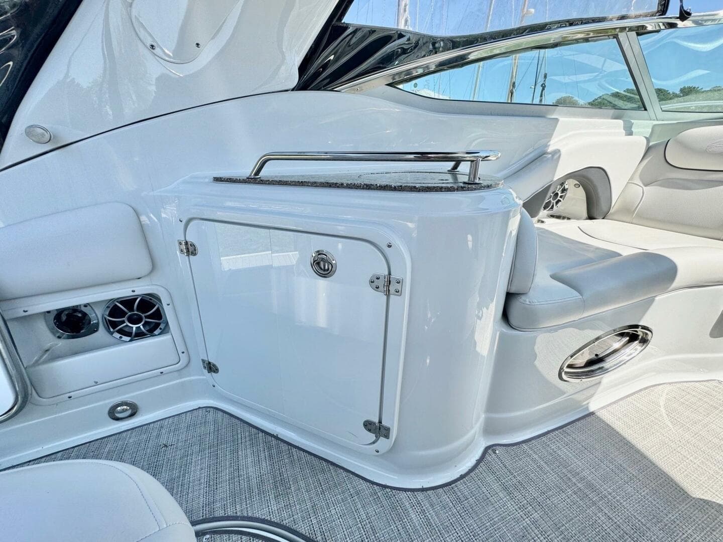 2020 Crownline 264 Cr — photo 94