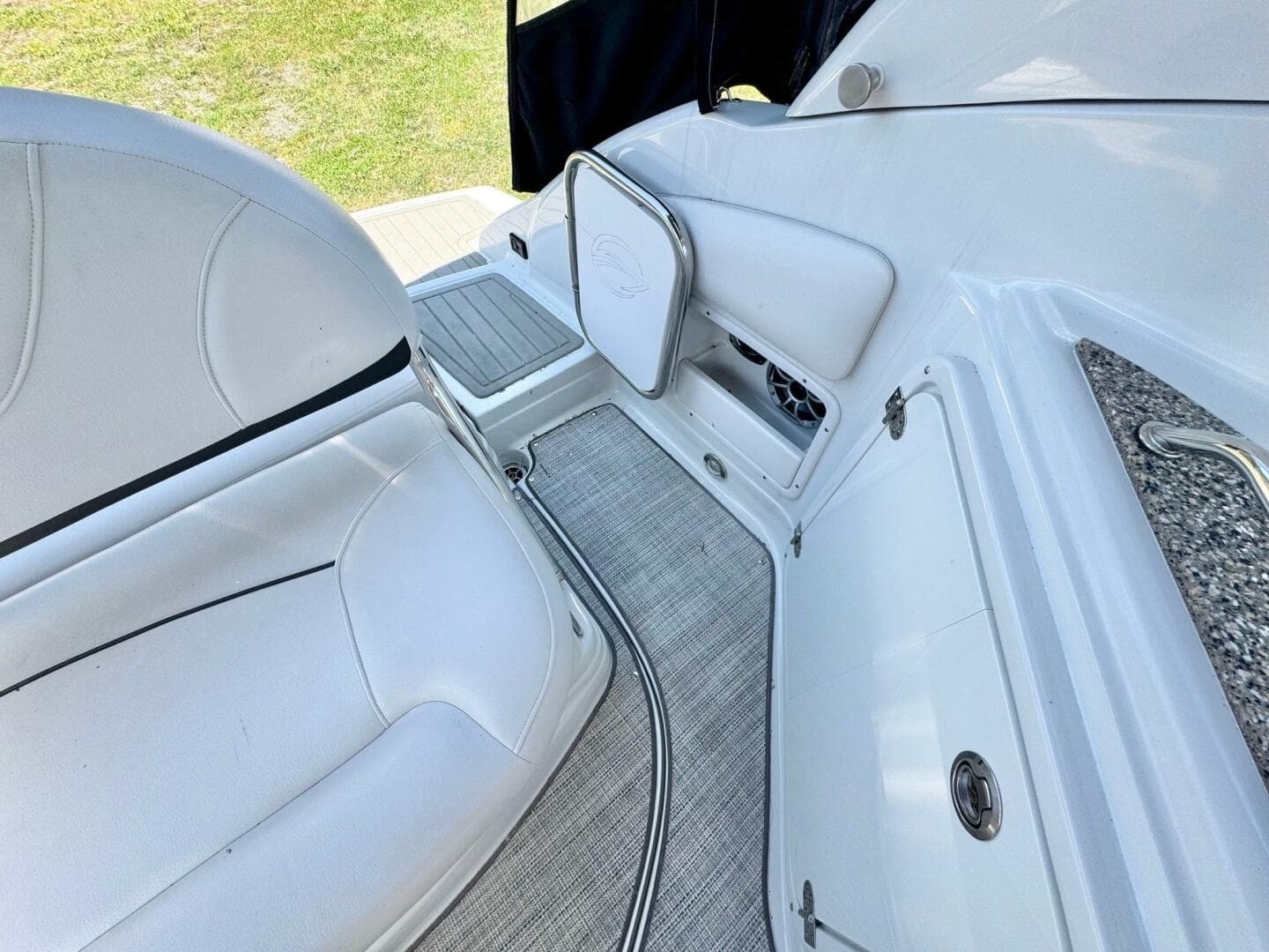 2020 Crownline 264 Cr — photo 97