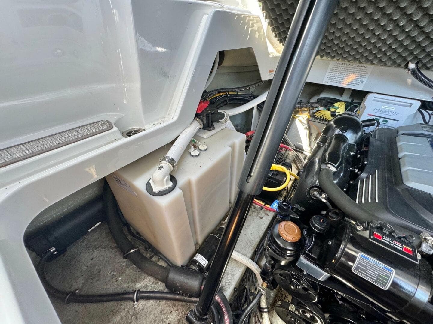 2020 Crownline 264 Cr — photo 146