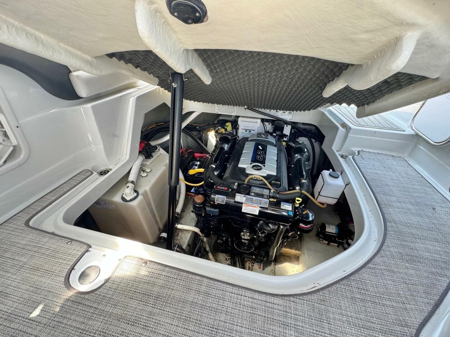 2020 Crownline 264 Cr — photo 58