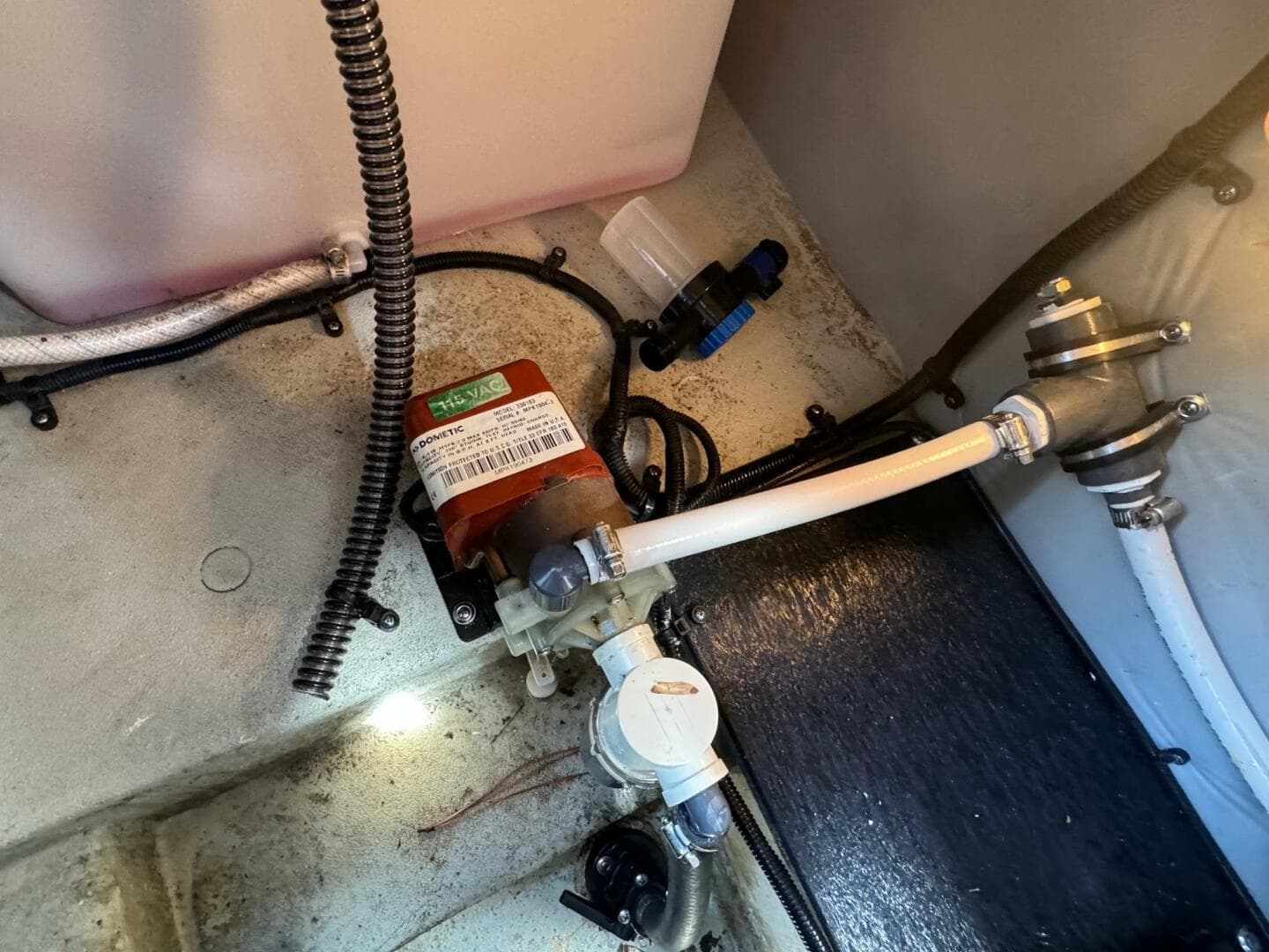 2020 Crownline 264 Cr — photo 156