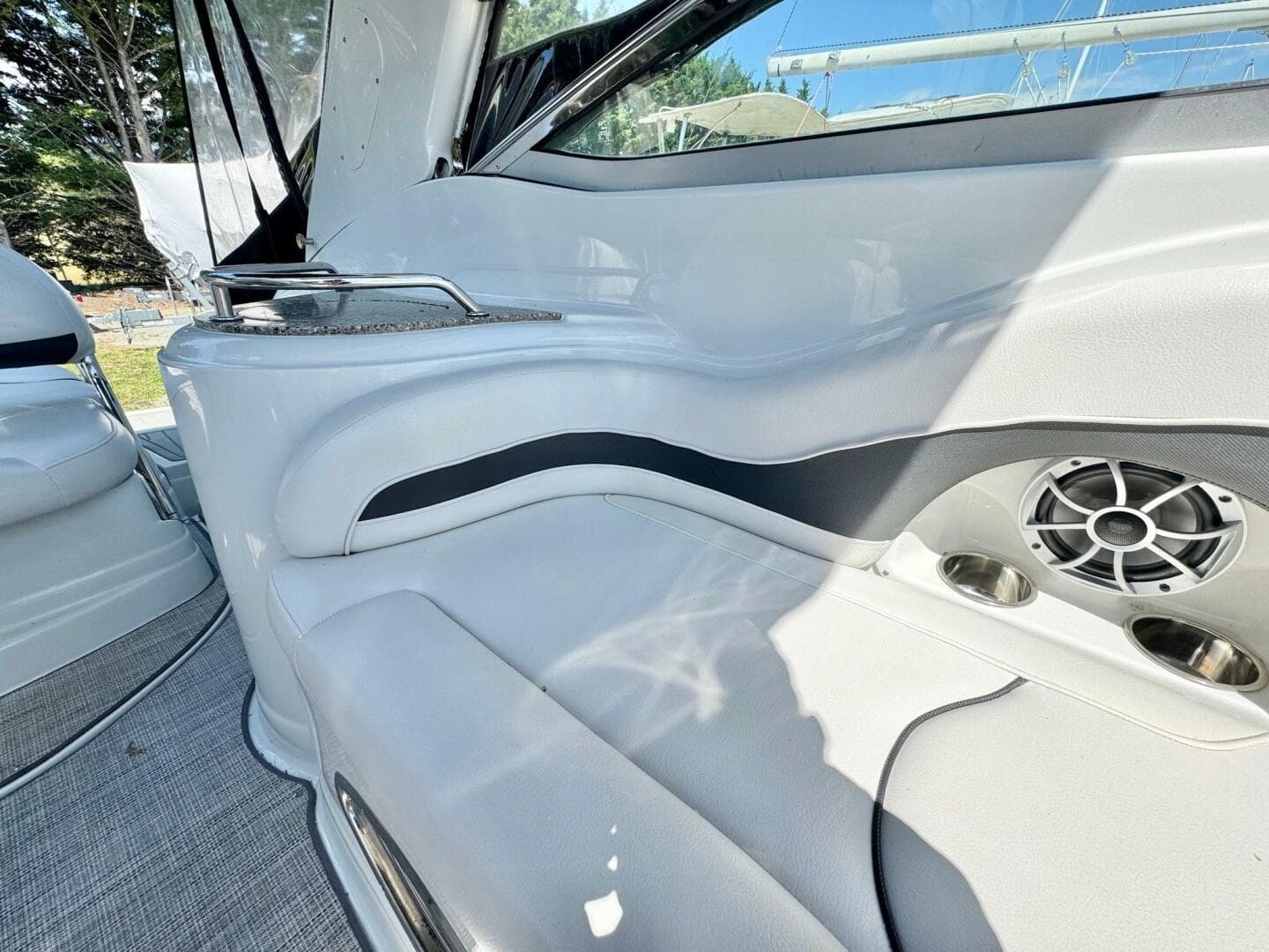 2020 Crownline 264 Cr — photo 91