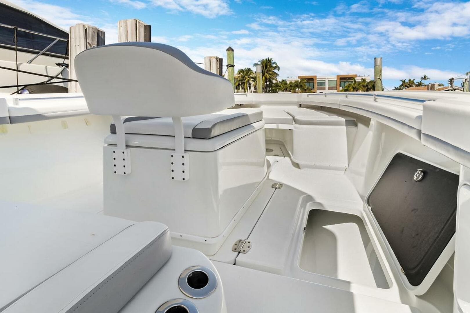 2020 Yellowfin Center Console — photo 10
