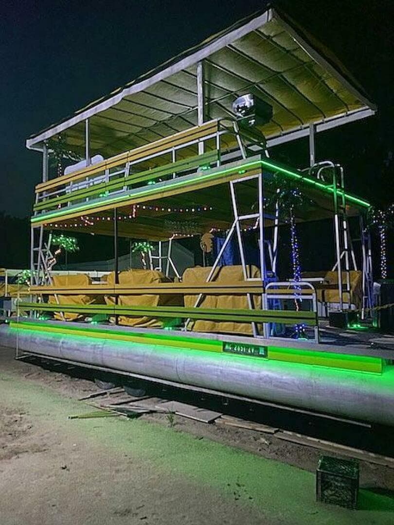 2008 Crest 35 Double Decker — photo 5