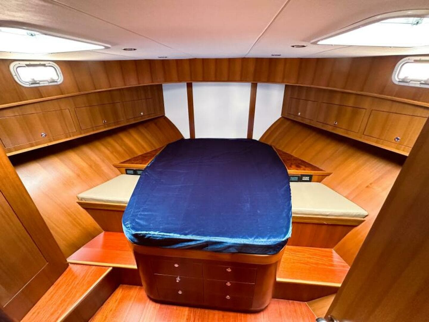 2025 Bracewell 41 — photo 15