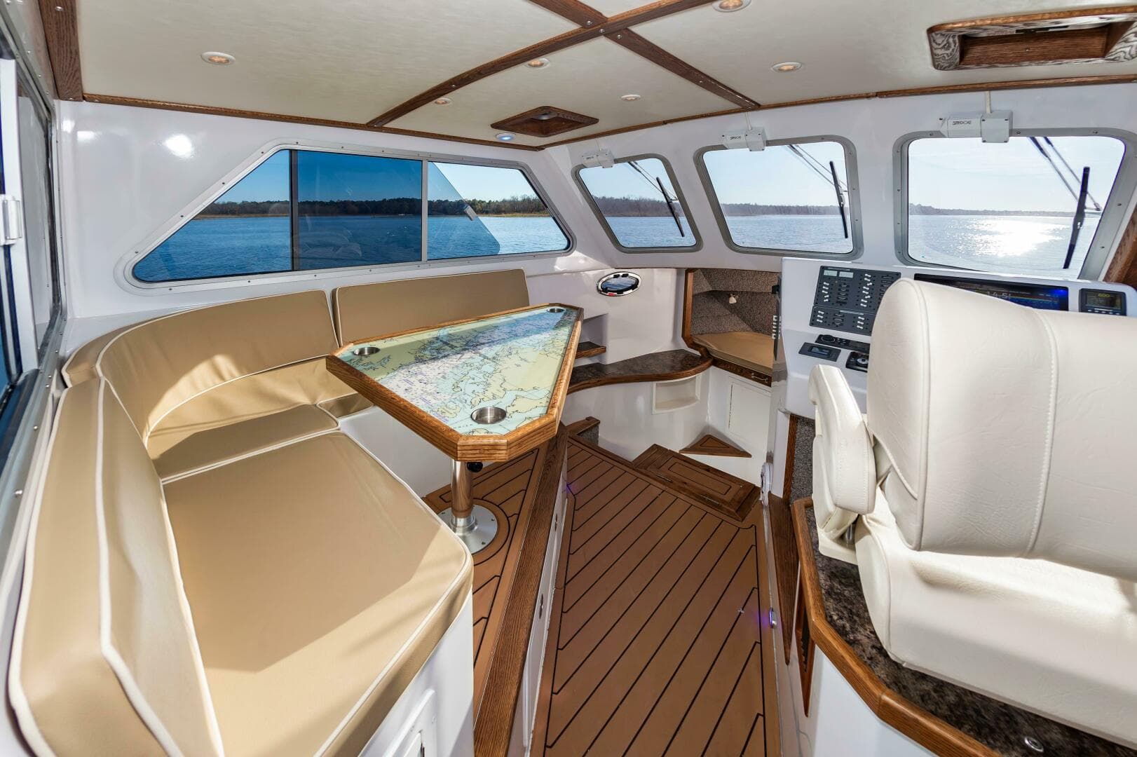 2024 Custom Chesapeake Bay Built Custom 33 — photo 35