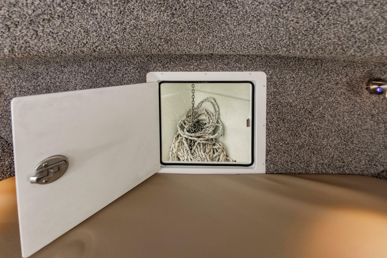 2024 Custom Chesapeake Bay Built Custom 33 — photo 50