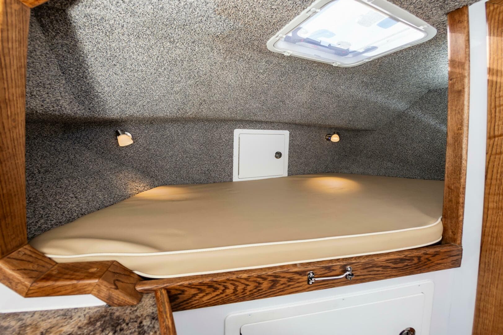 2024 Custom Chesapeake Bay Built Custom 33 — photo 49