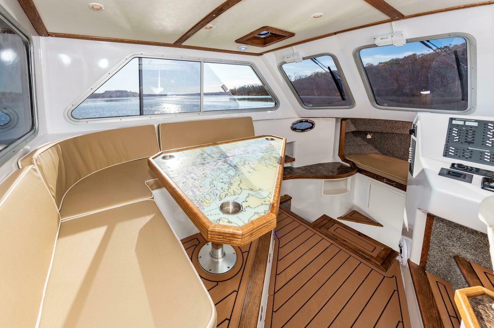 2024 Custom Chesapeake Bay Built Custom 33 — photo 36