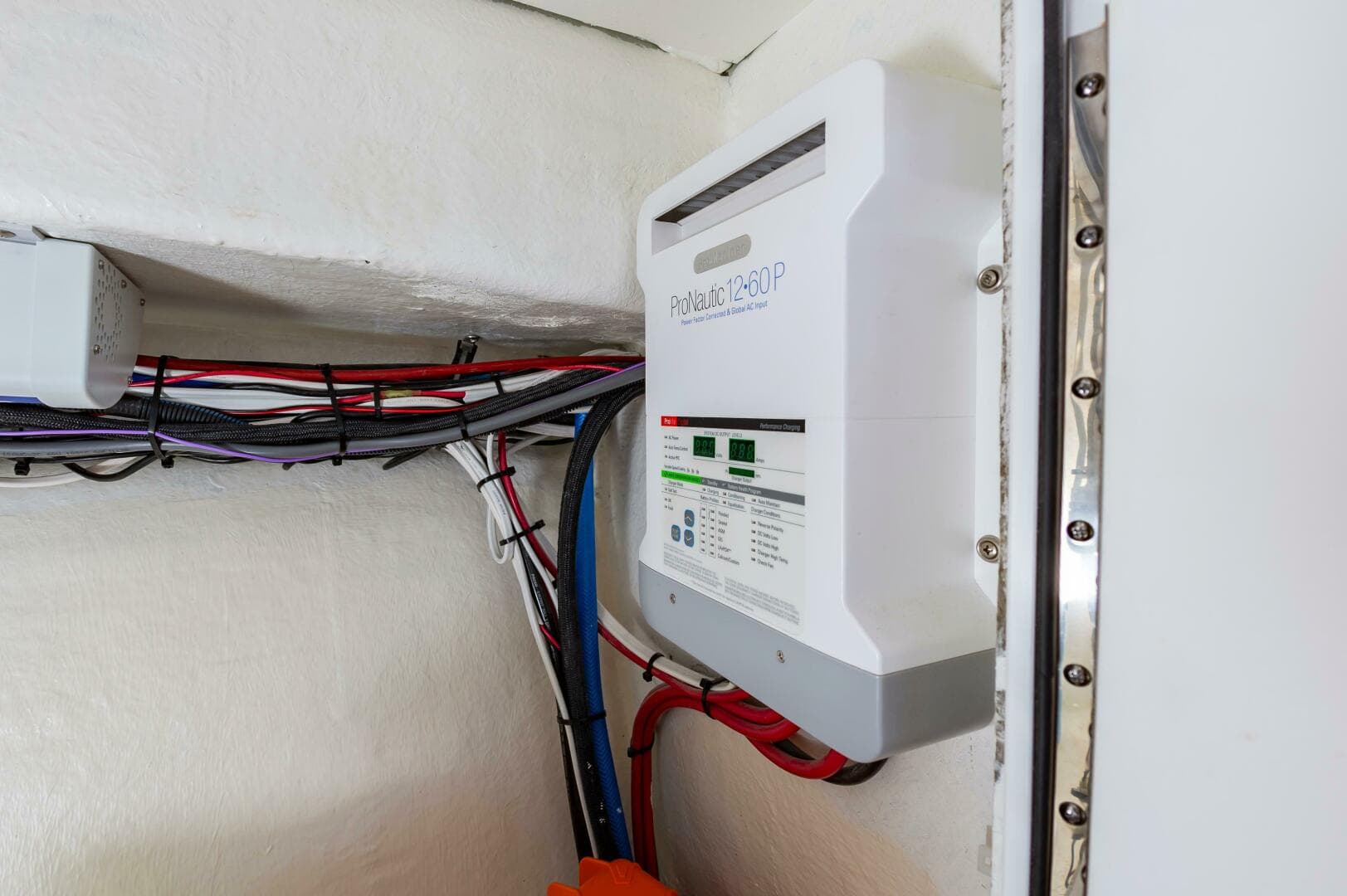 2024 Custom Chesapeake Bay Built Custom 33 — photo 29