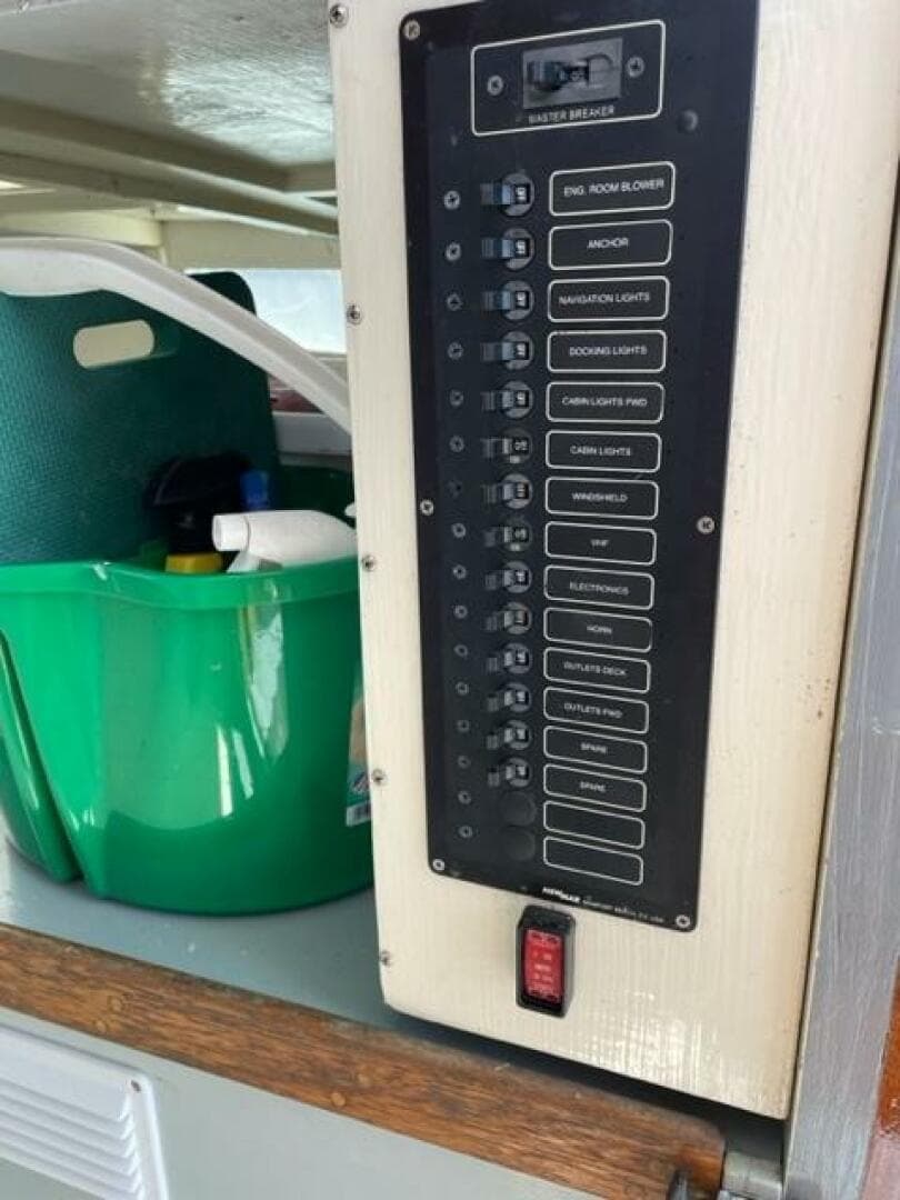 1981 Fred Lenfesty Boat Shop Lobster — photo 9