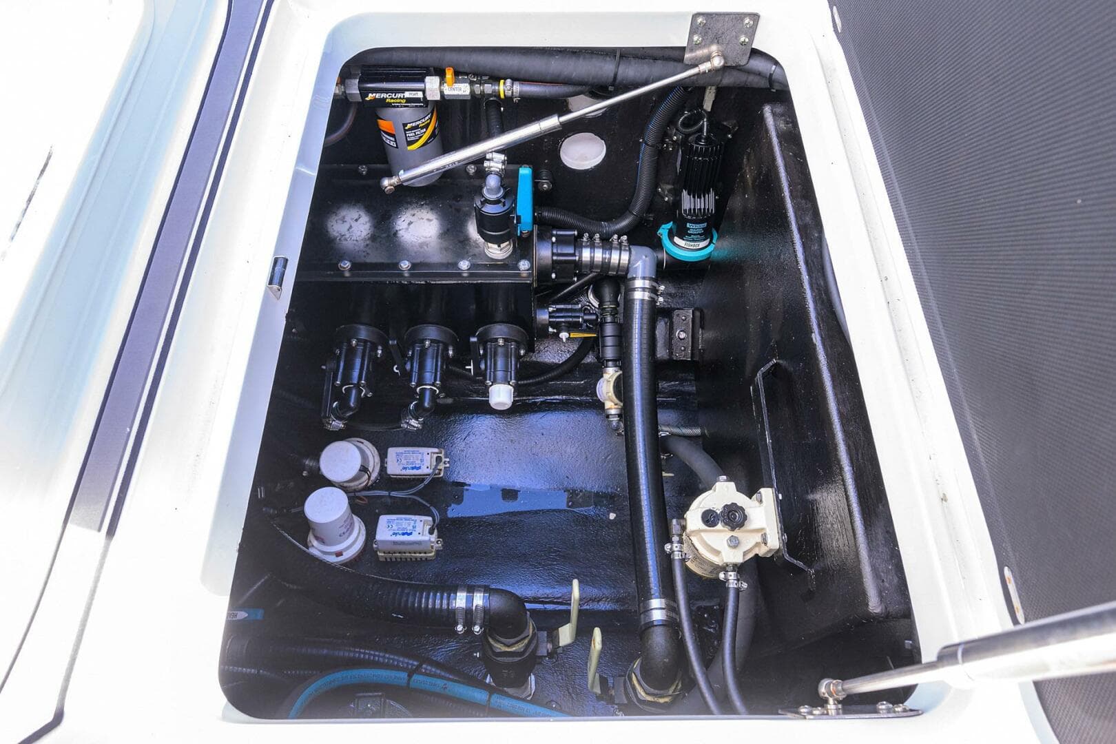 2021 Yellowfin 42 — photo 53