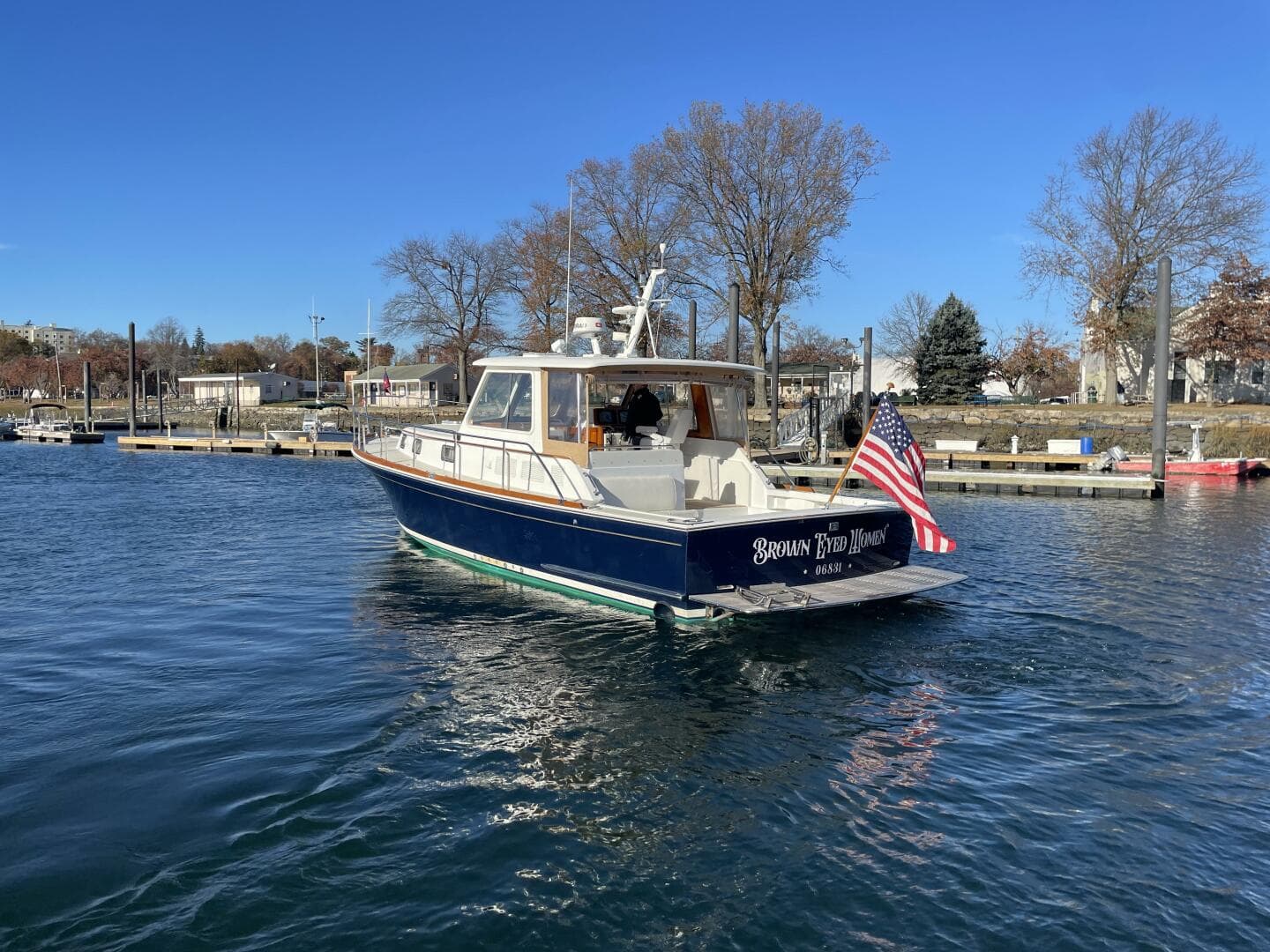 2001 Grand Banks Eastbay 38 HX — photo 5