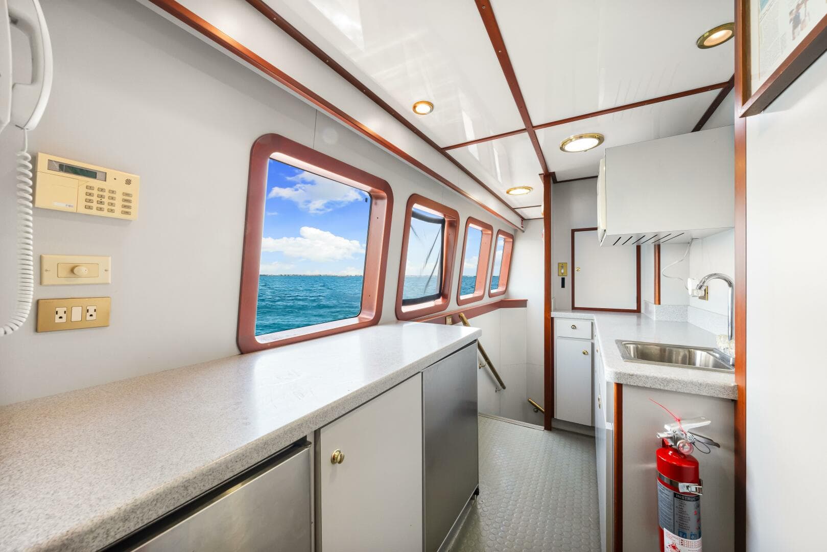 1996 Palmer Johnson Tri-Deck FB — photo 119