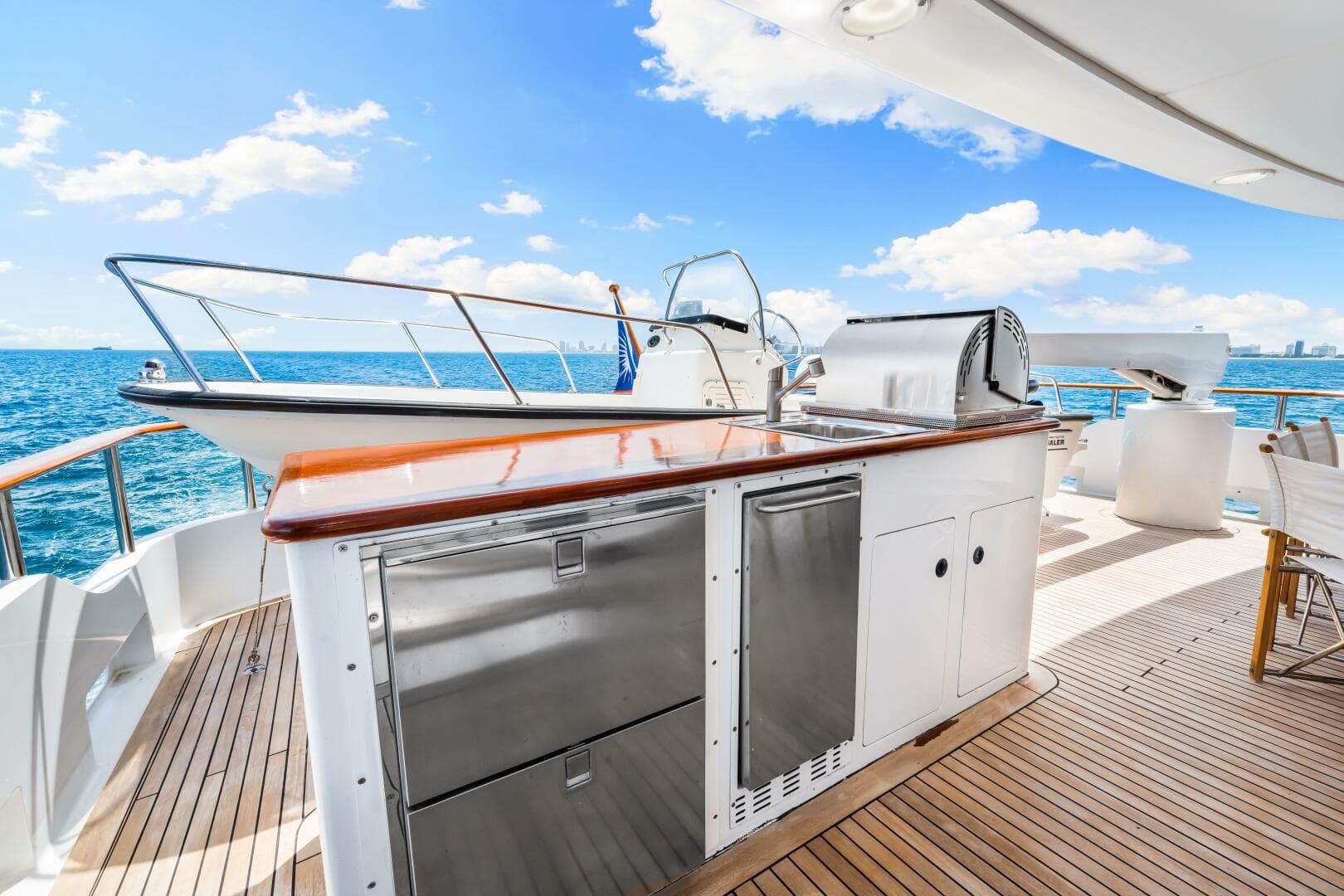 1996 Palmer Johnson Tri-Deck FB — photo 96