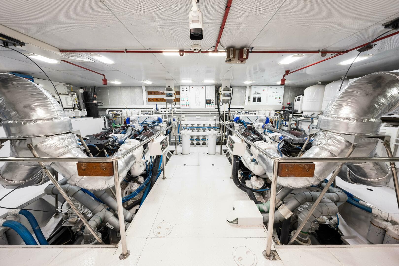 1996 Palmer Johnson Tri-Deck FB — photo 130