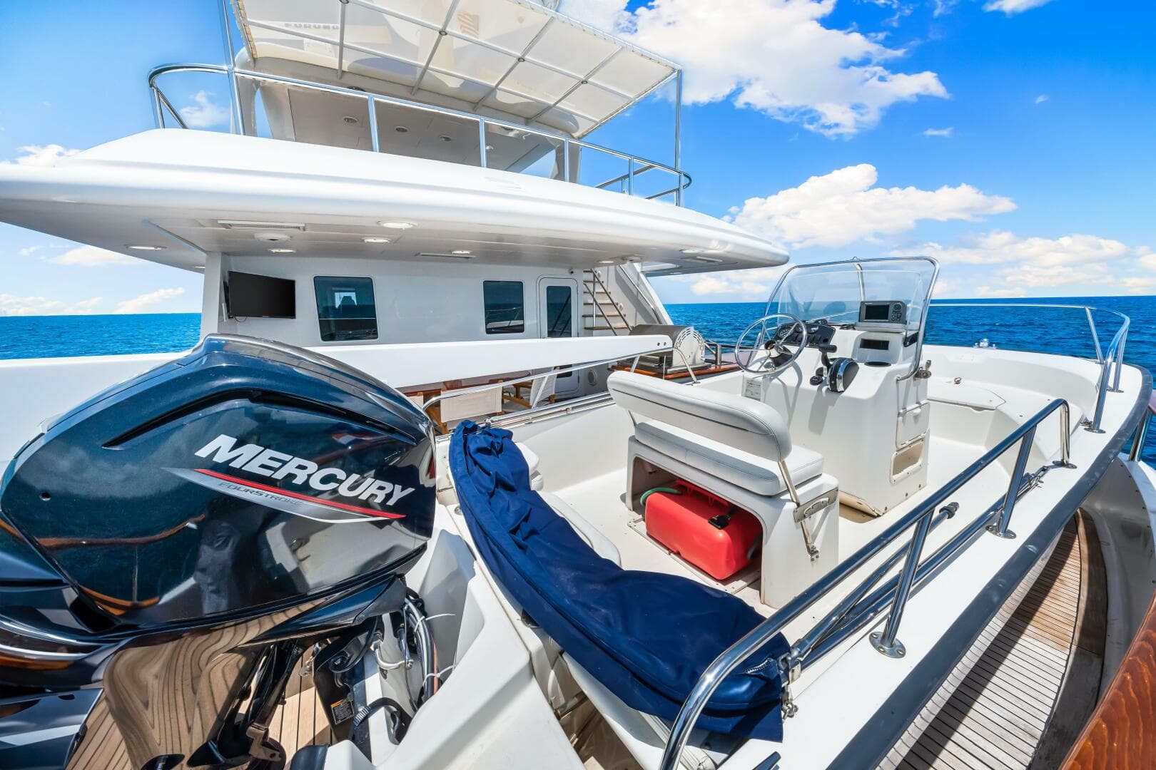 1996 Palmer Johnson Tri-Deck FB — photo 100