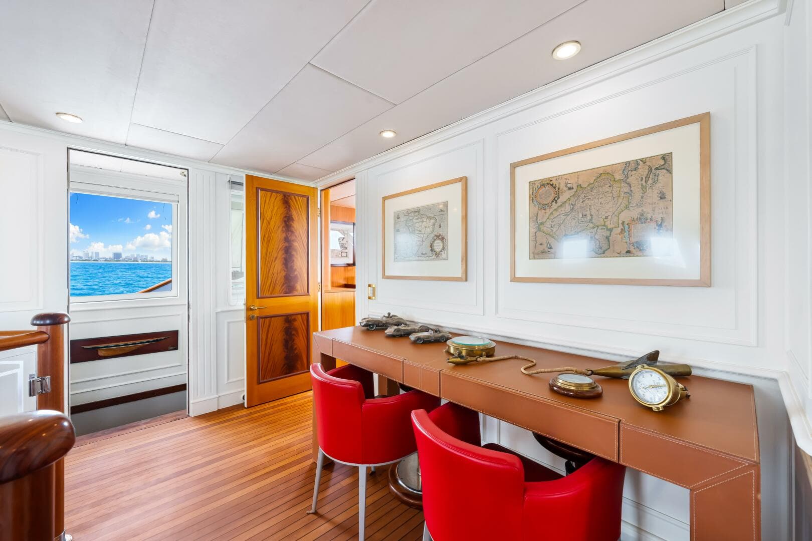 1996 Palmer Johnson Tri-Deck FB — photo 79