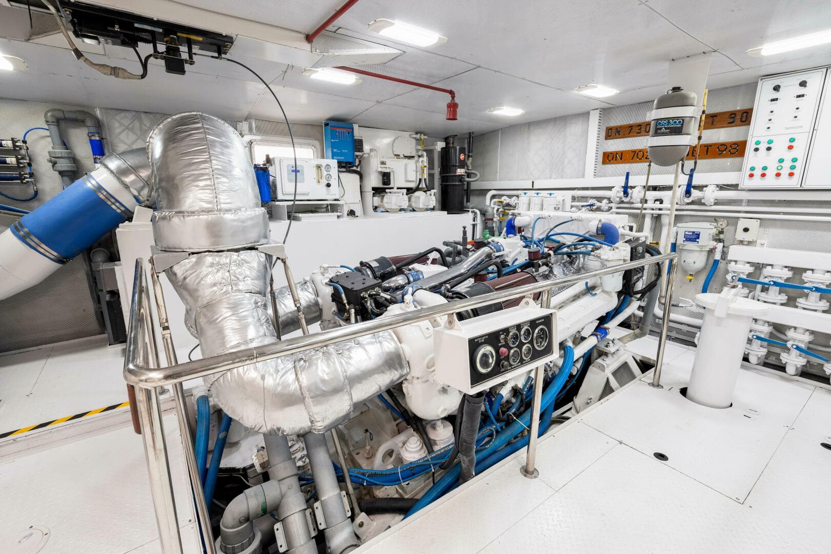 1996 Palmer Johnson Tri-Deck FB — photo 131