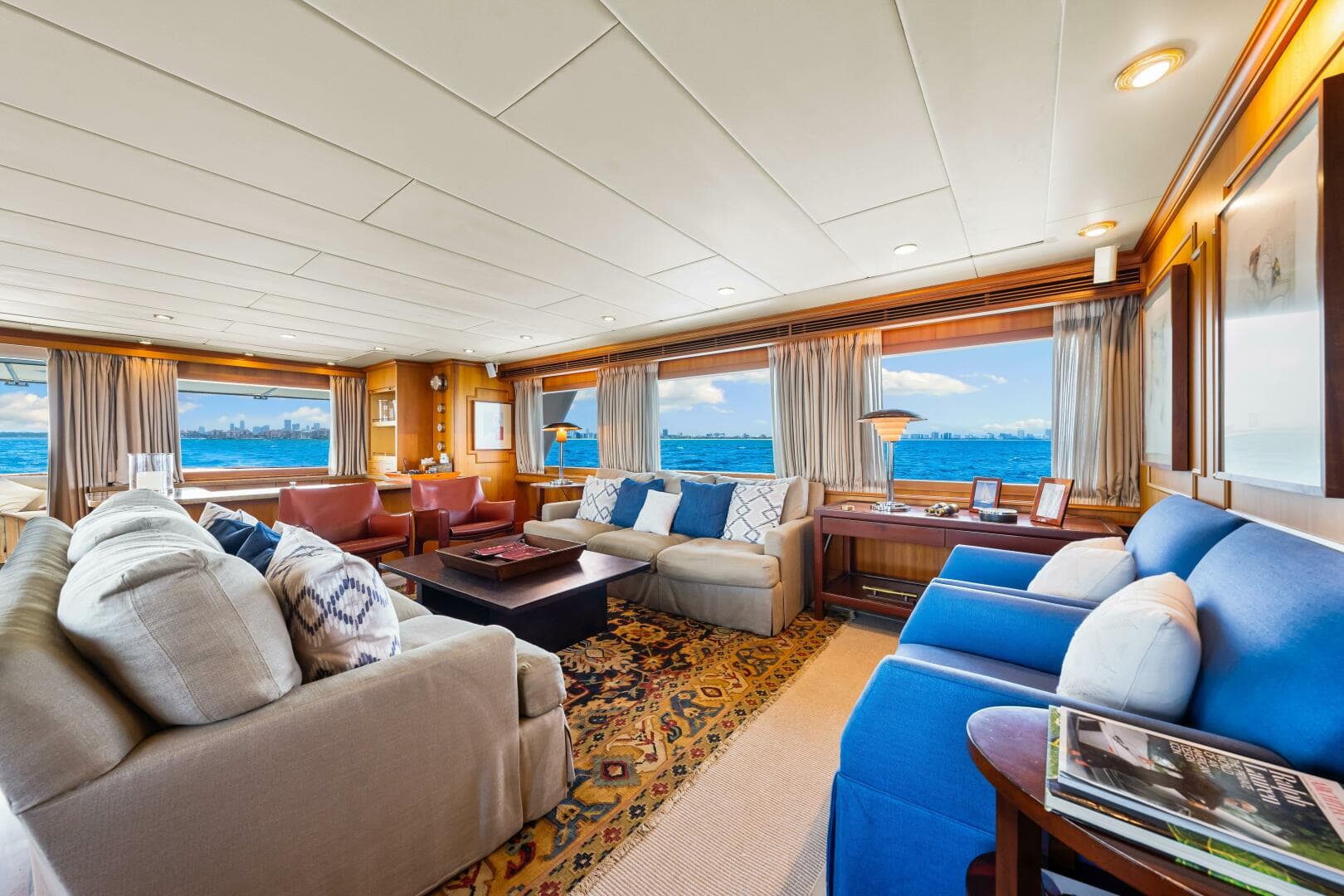 1996 Palmer Johnson Tri-Deck FB — photo 43