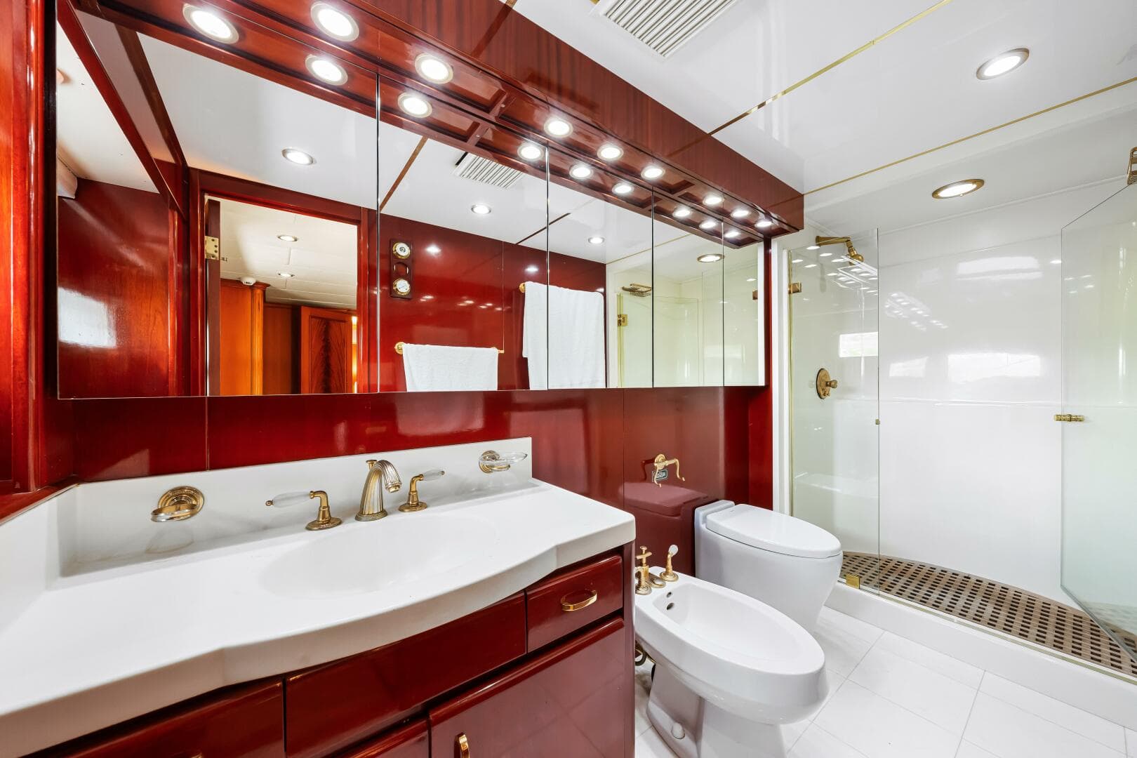 1996 Palmer Johnson Tri-Deck FB — photo 67