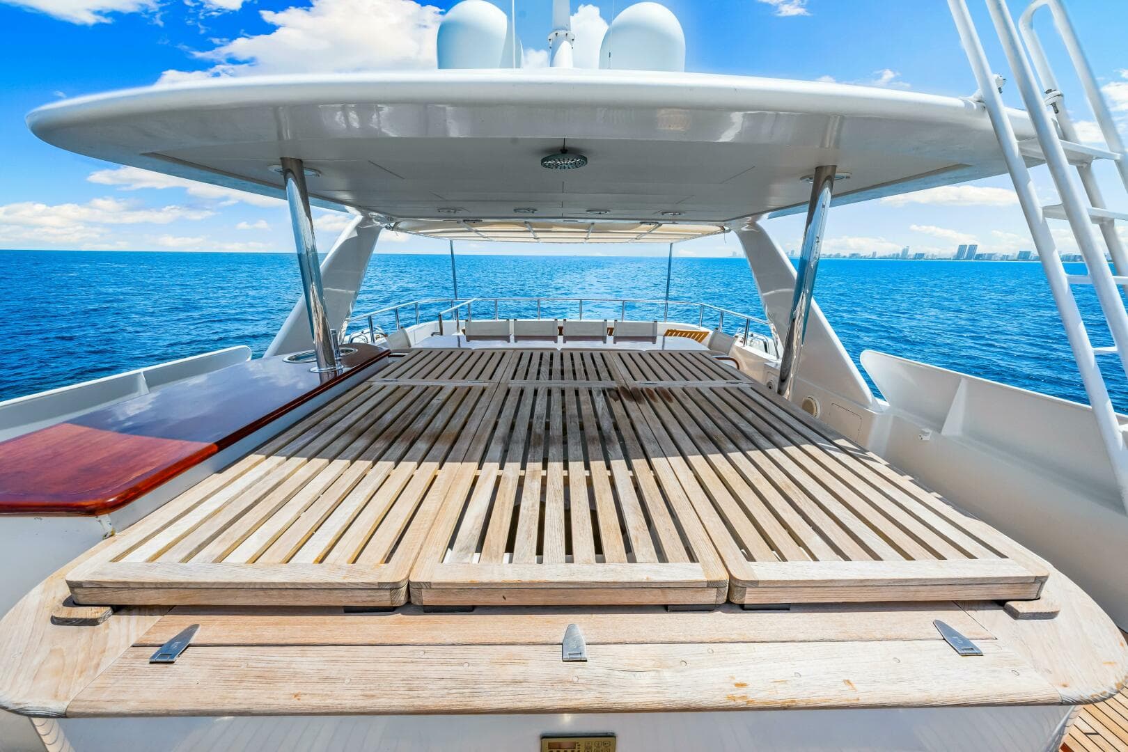 1996 Palmer Johnson Tri-Deck FB — photo 112