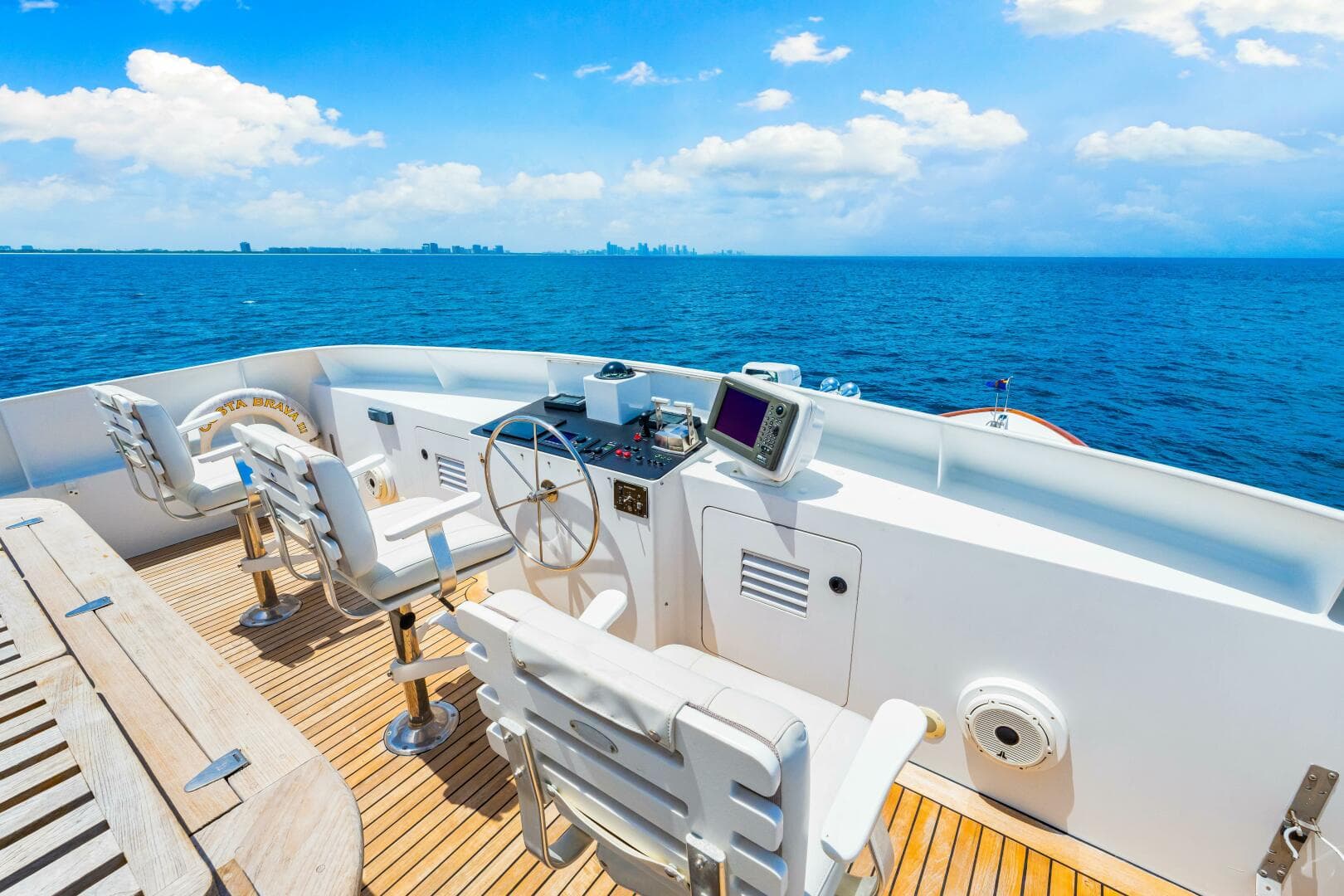 1996 Palmer Johnson Tri-Deck FB — photo 113