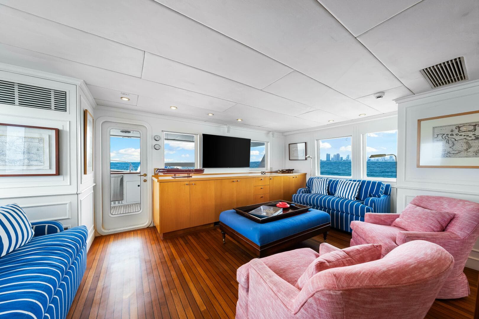 1996 Palmer Johnson Tri-Deck FB — photo 81