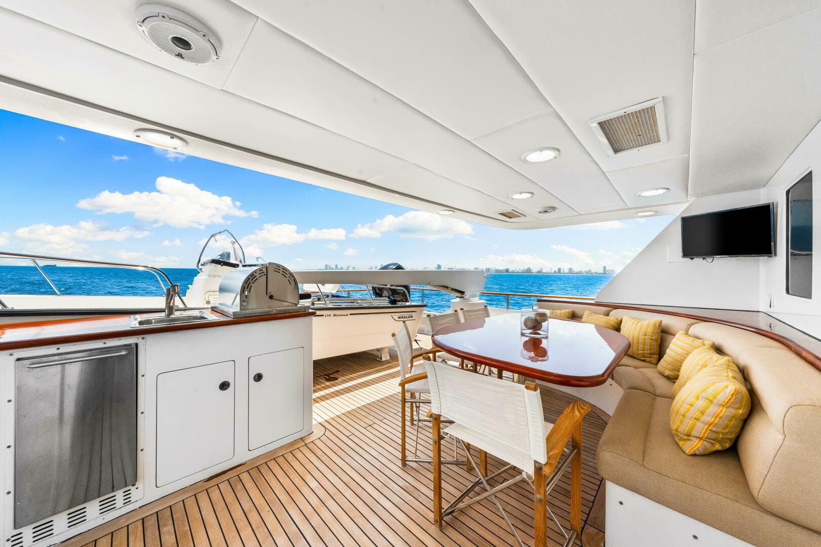 1996 Palmer Johnson Tri-Deck FB — photo 92