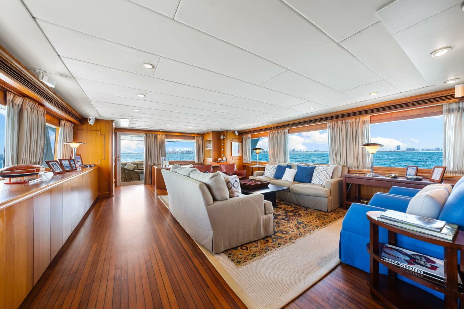 1996 Palmer Johnson Tri-Deck FB — photo 42