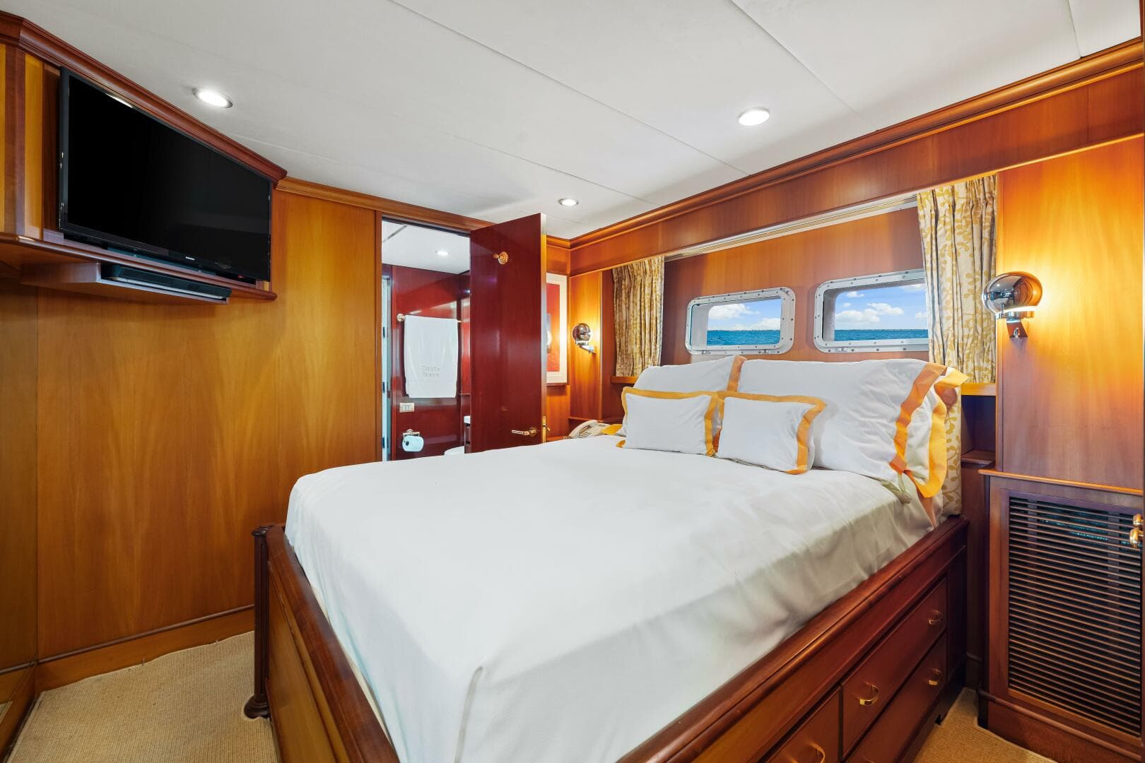 1996 Palmer Johnson Tri-Deck FB — photo 74