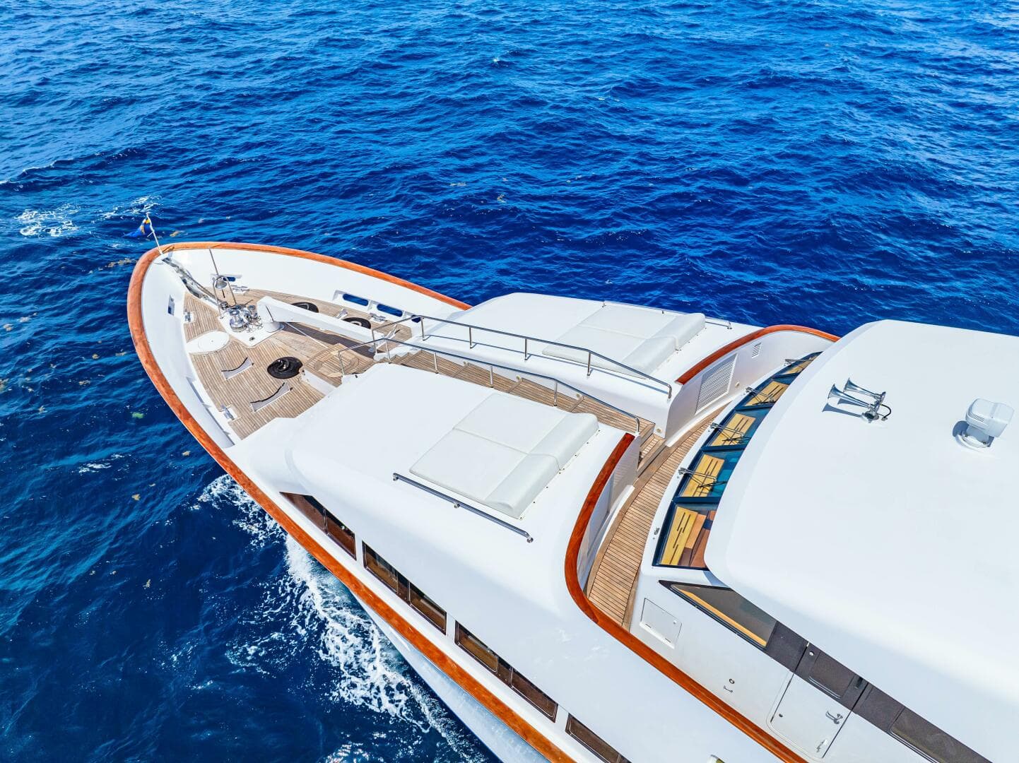 1996 Palmer Johnson Tri-Deck FB — photo 13