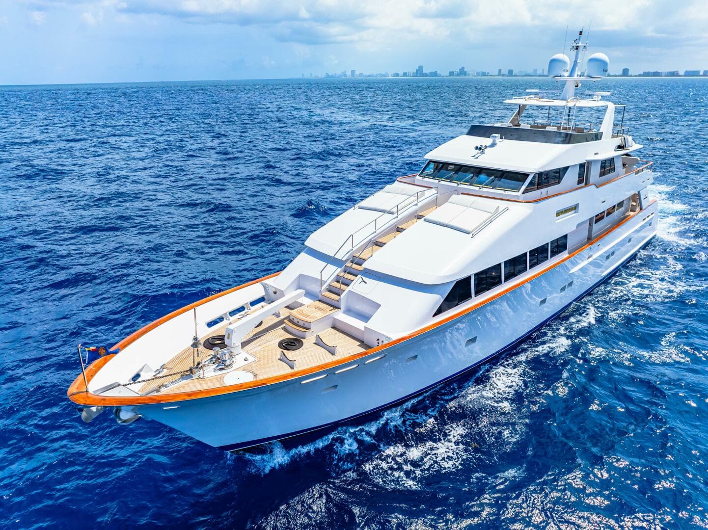 1996 Palmer Johnson Tri-Deck FB — photo 16