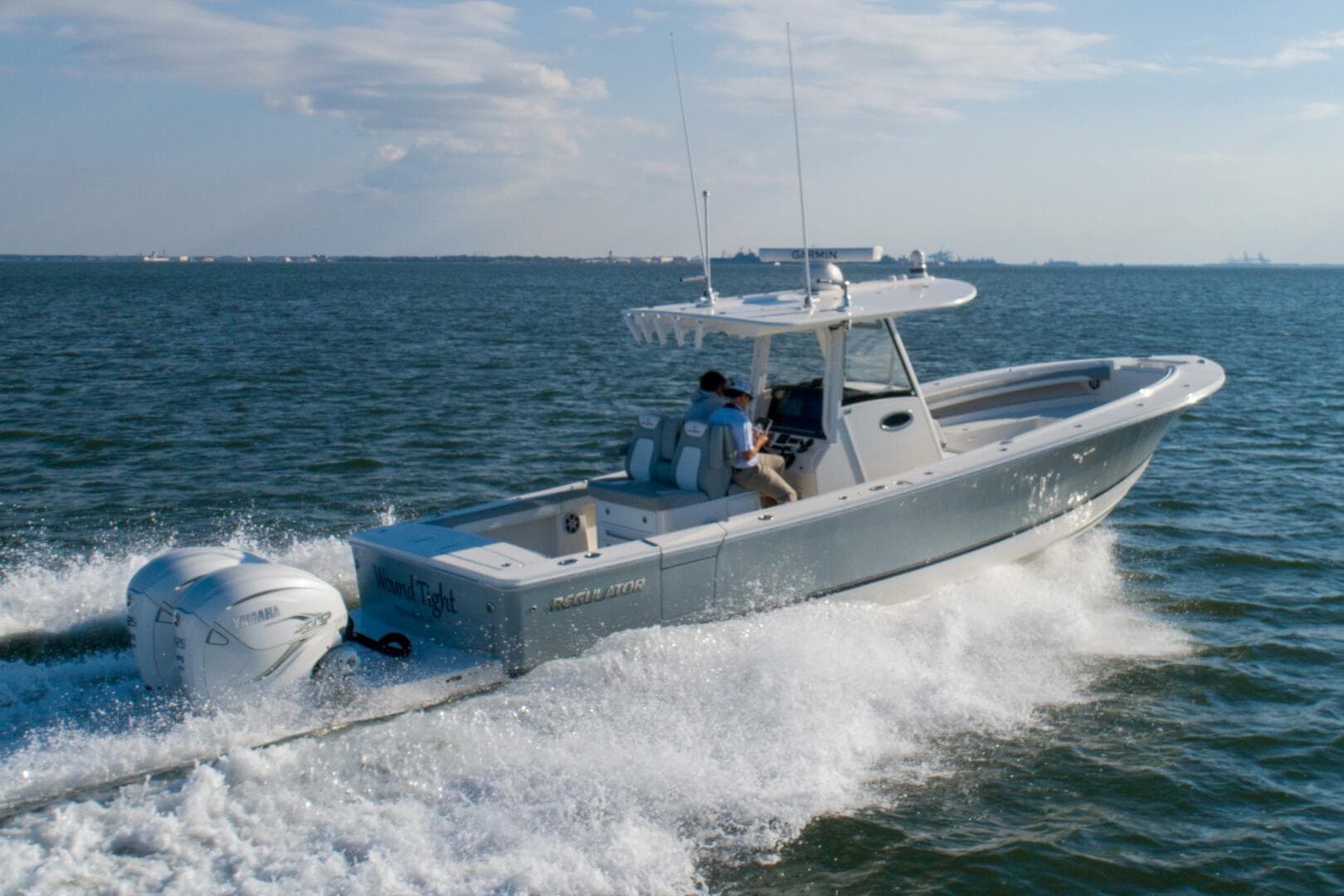 2021 Regulator 34 Center Console — photo 29