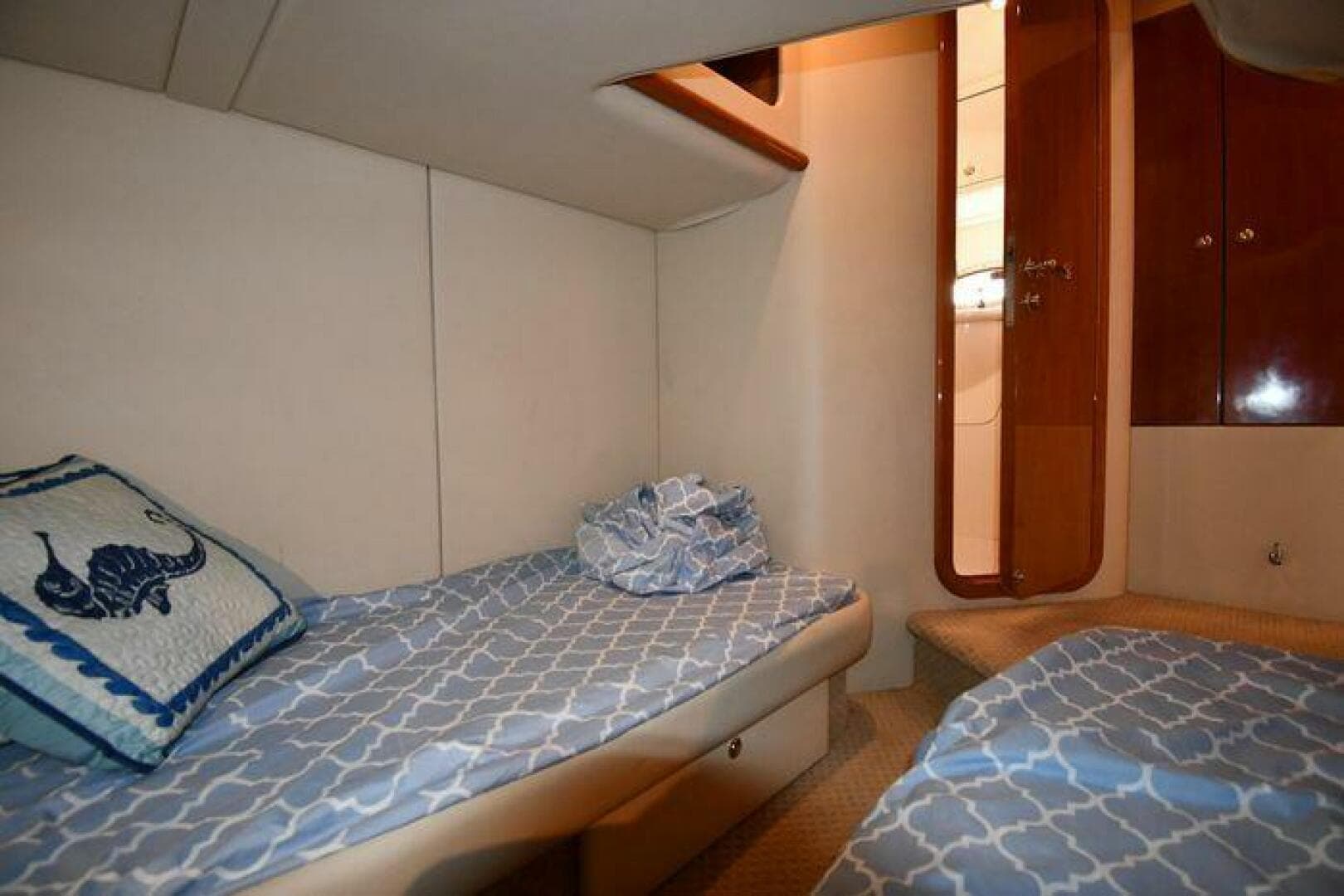 1997 Sunseeker Camargue 47 — photo 54