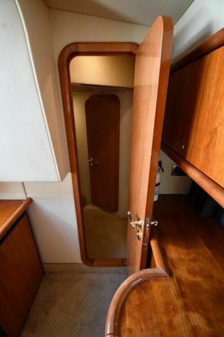 1997 Sunseeker Camargue 47 — photo 51