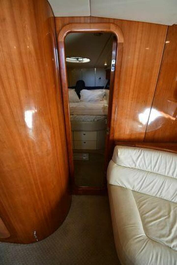 1997 Sunseeker Camargue 47 — photo 31