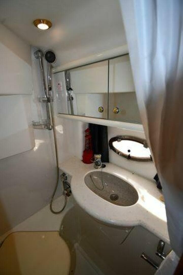 1997 Sunseeker Camargue 47 — photo 59