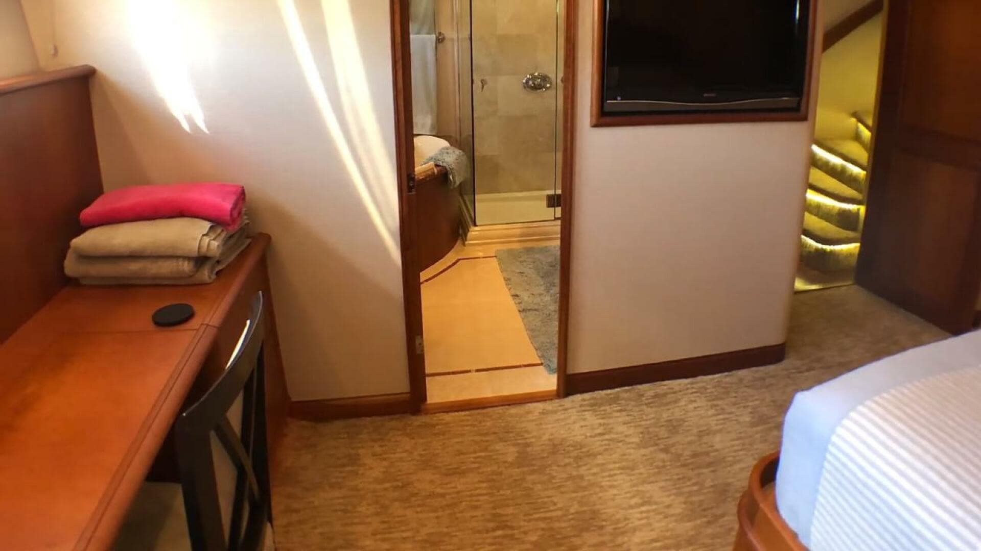 2008 Pacific Mariner 85 — photo 38