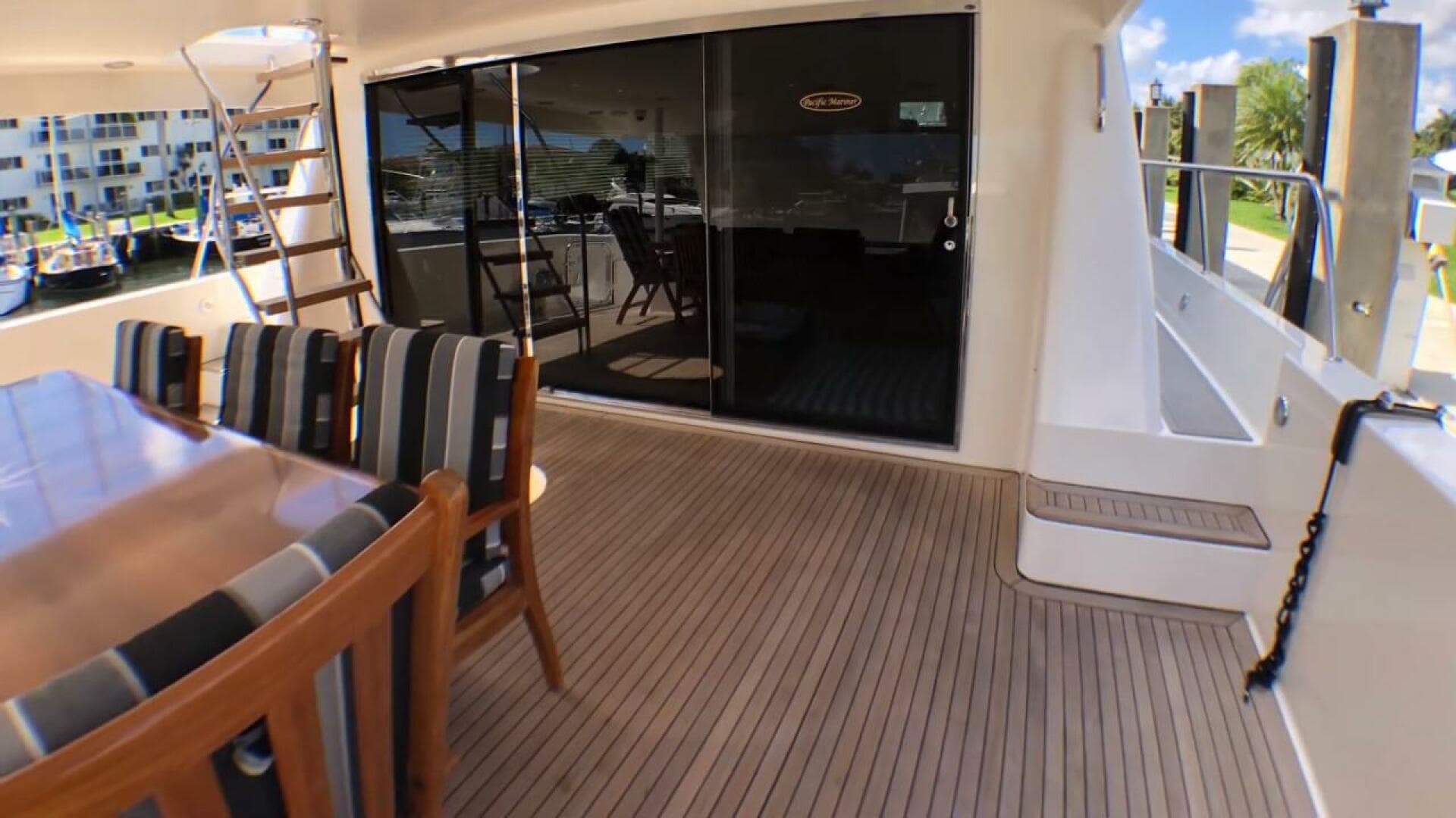 2008 Pacific Mariner 85 — photo 16