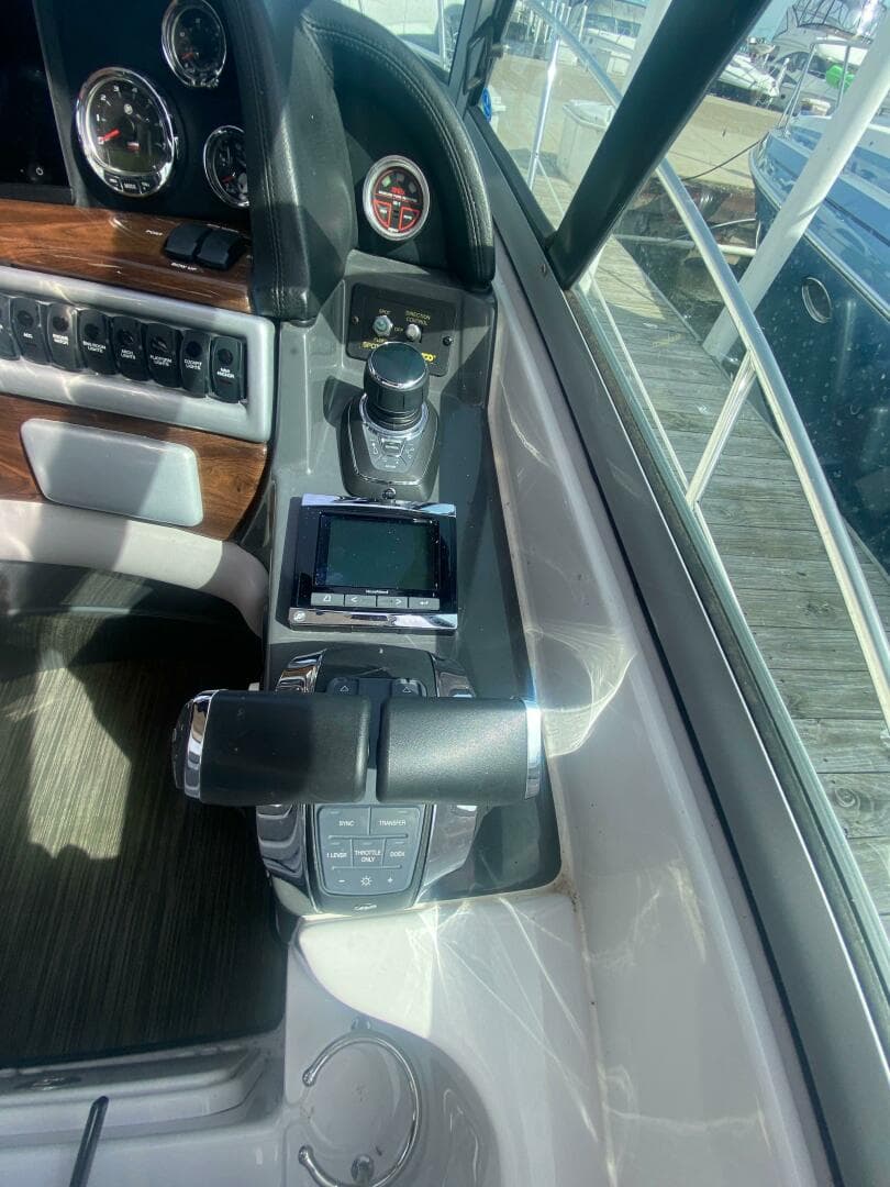 2018 Four Winns 355 Vista — photo 14